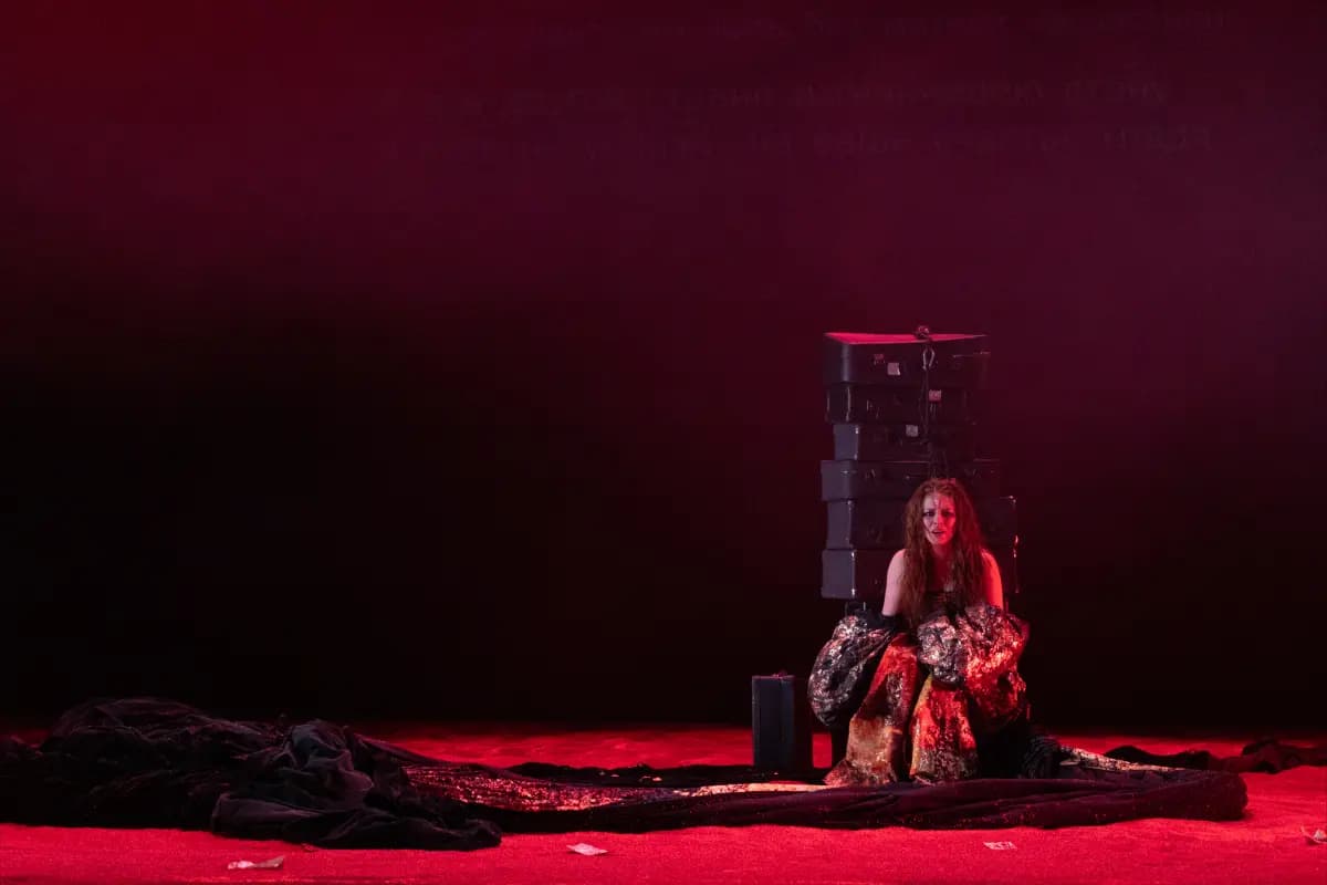 Медея (Театр им. Ермоловой)