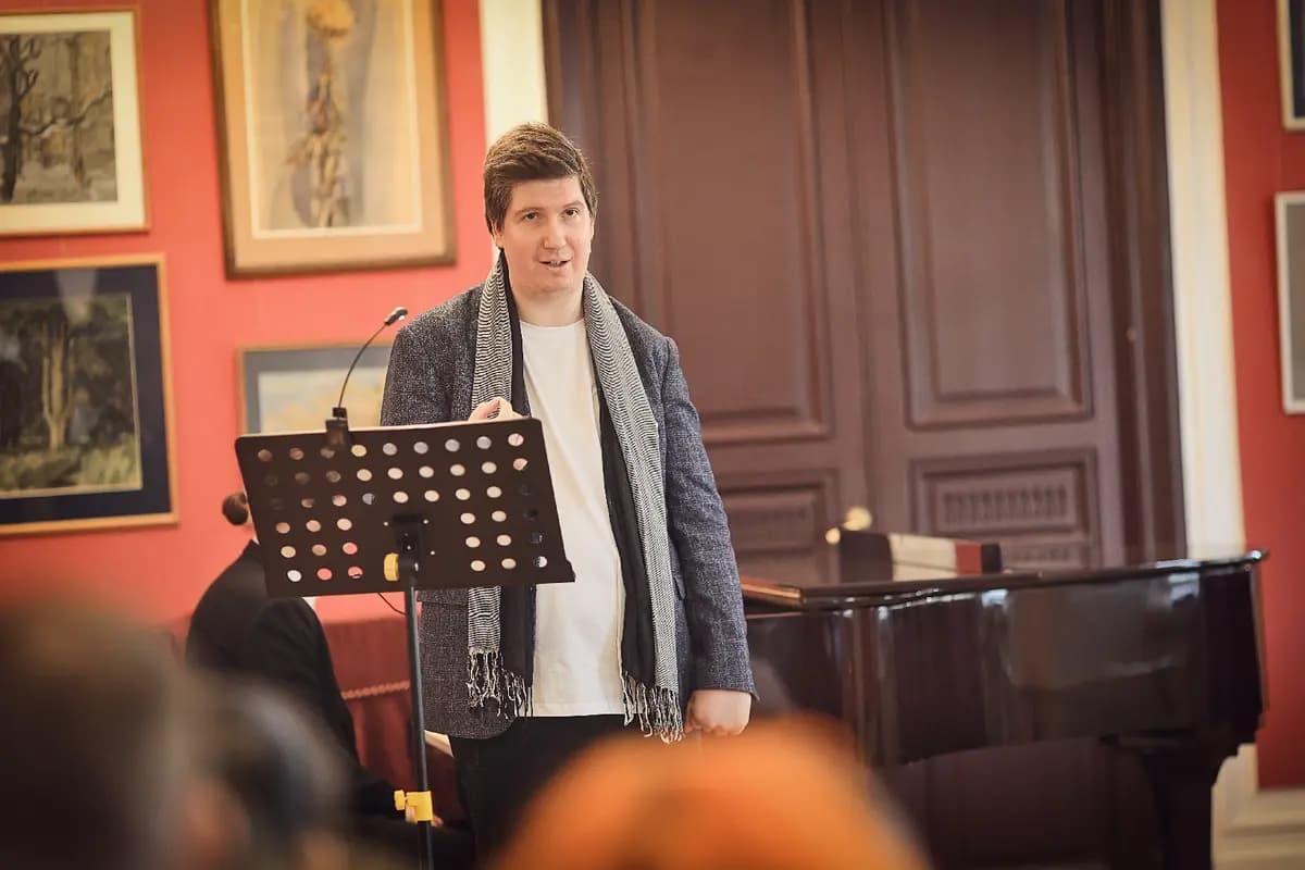 Ахматова и Гумилёв. Любовь и ненависть Серебряного века (Современник)