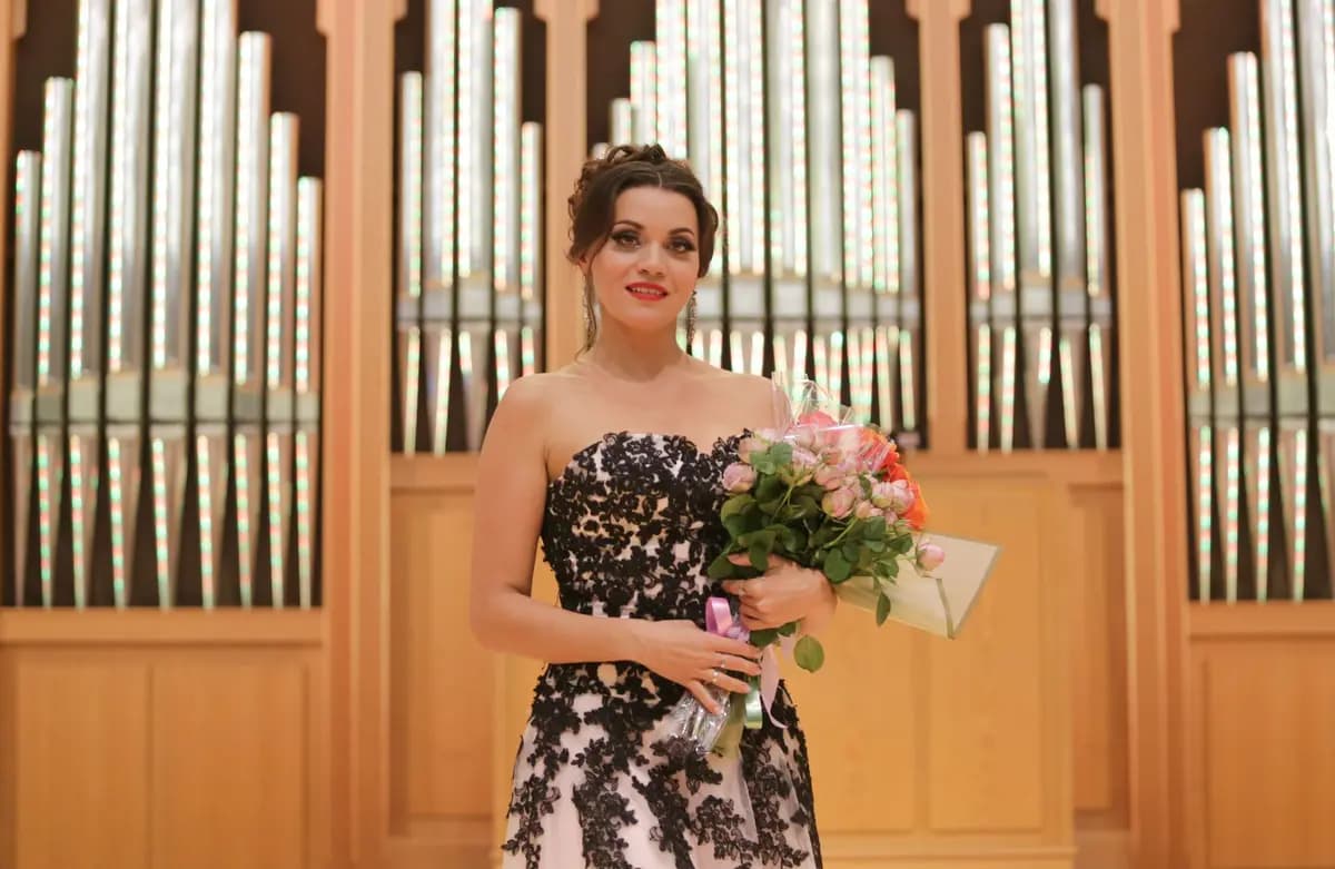 В сердце музыка, на душе весна (Муниципальный концертный зал)