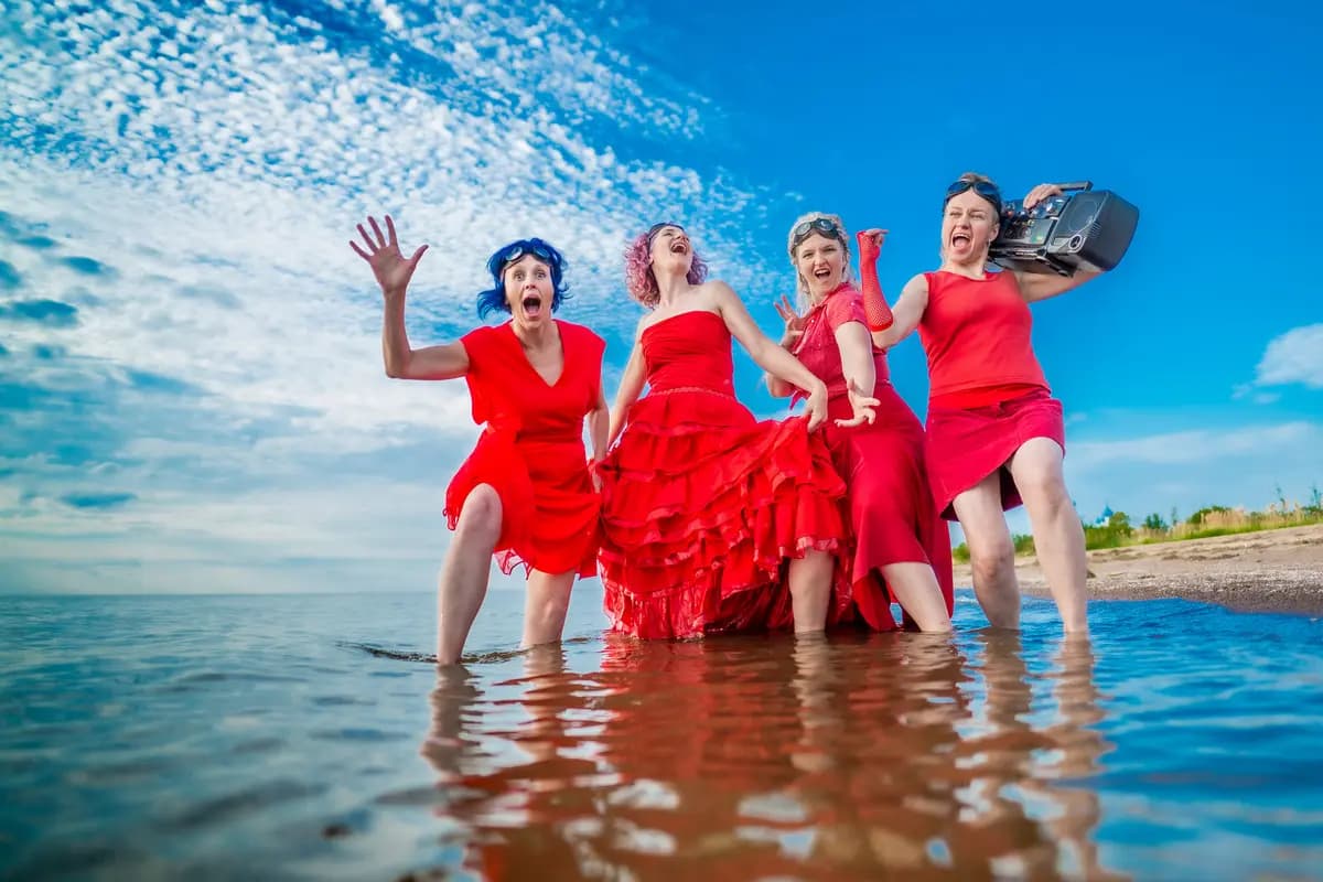 Ива Нова. Этно-экстрим на теплоходе (Теплоход Rock Hit Neva (Английская набережная))