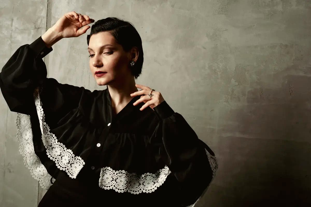 Клавдия Шульженко (Первый театр)