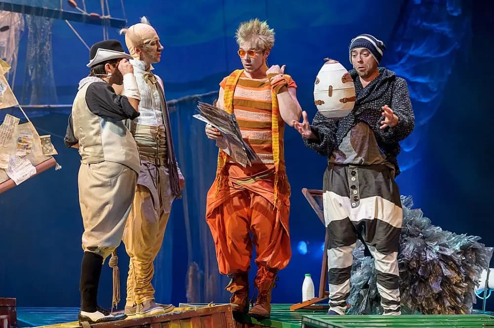 Мама-кот (Театр им. Вл. Маяковского. Основная и Малая сцены)