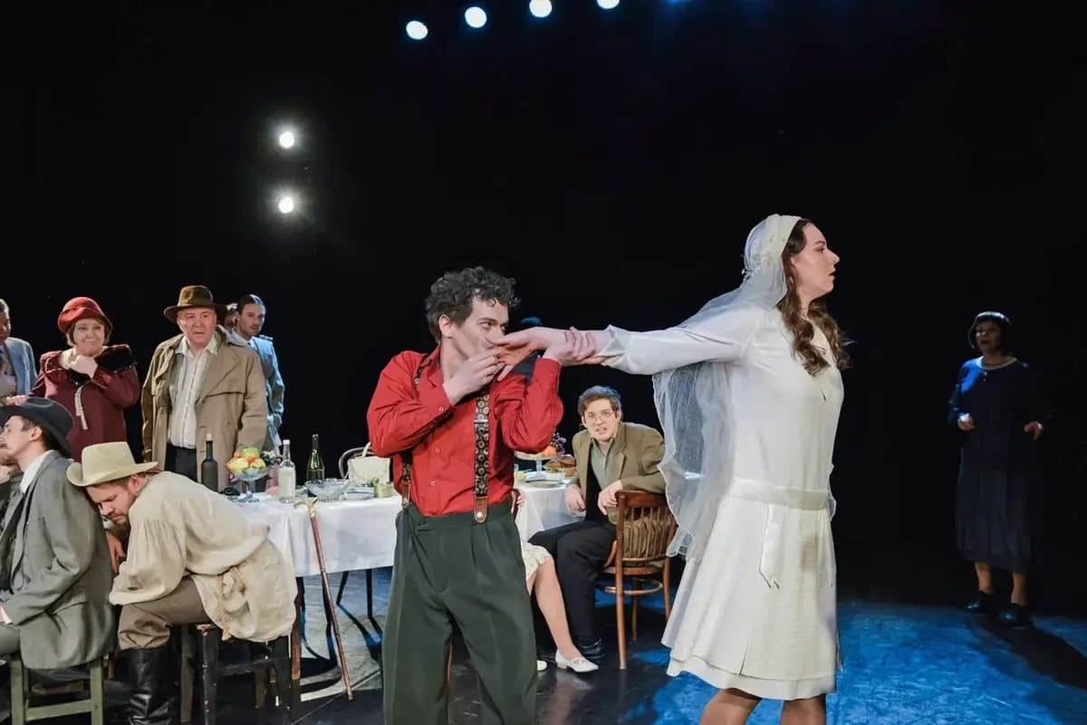 Сильное чувство (Новый драматический театр)