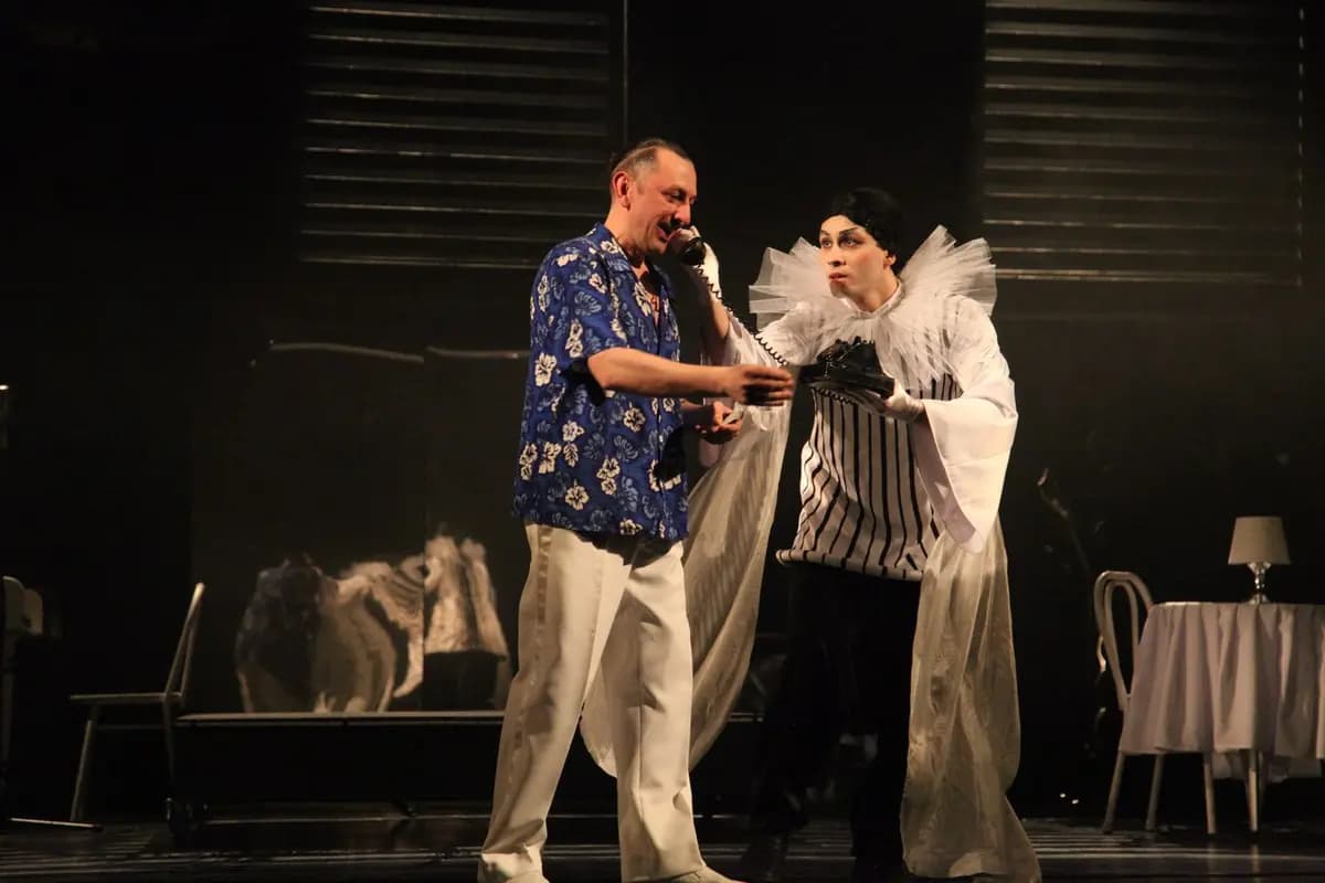 Зойкина квартира (Молодёжный театр)