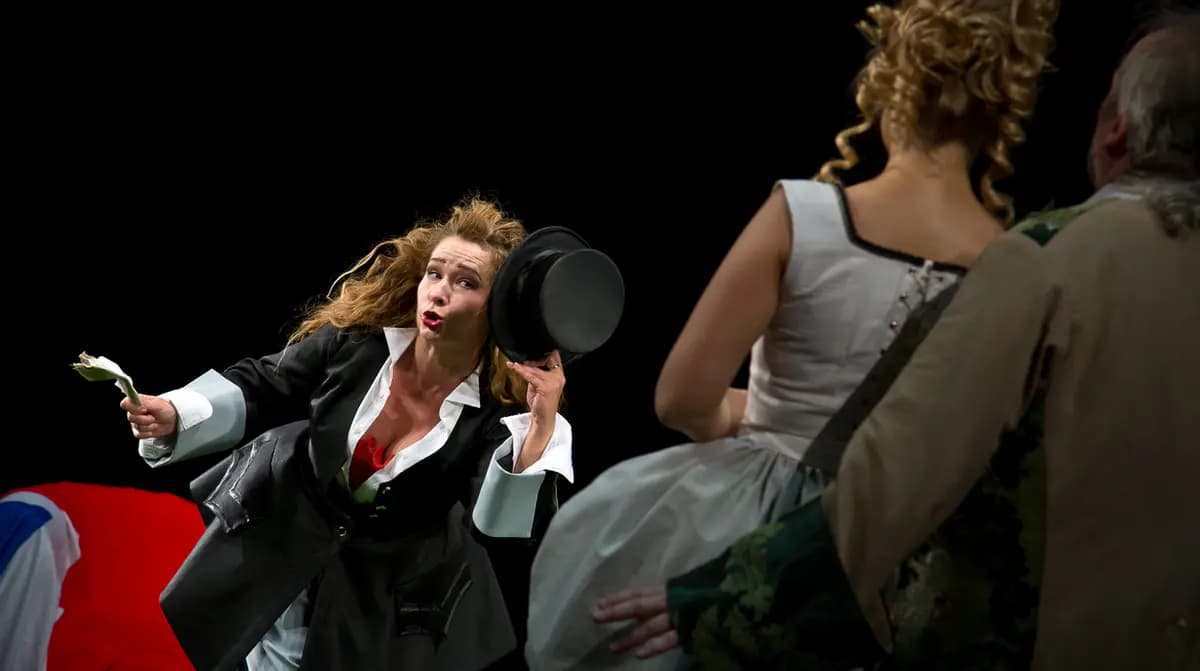 Стакан воды (Эрмитаж)