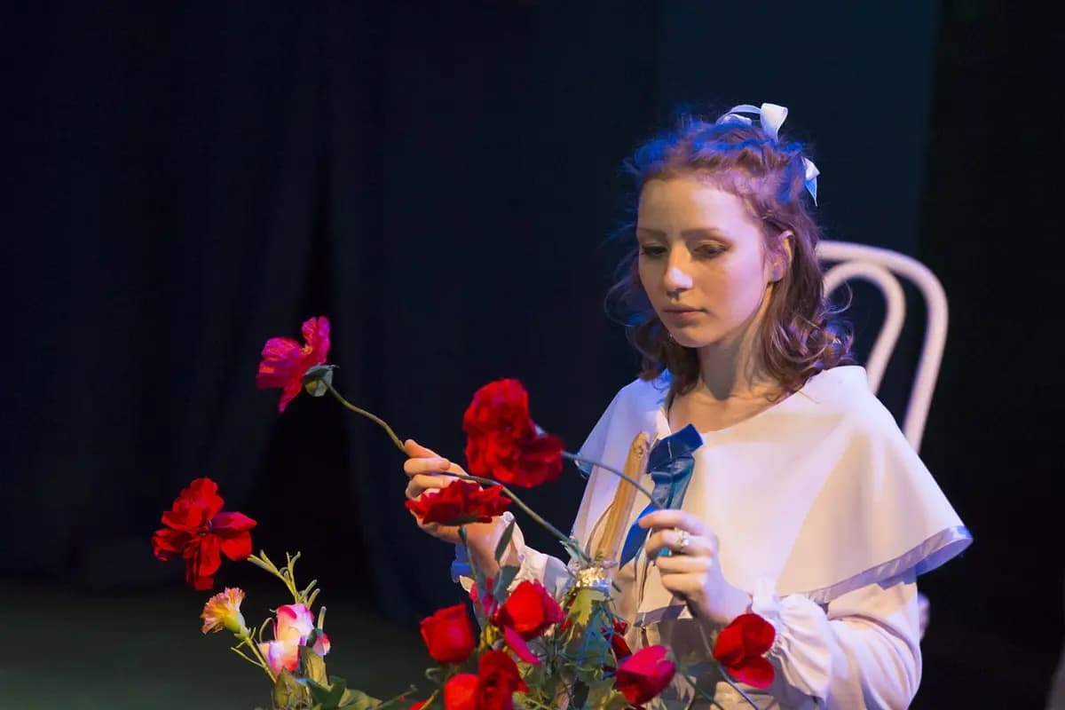 Аничков мост (Театр на Малой Ордынке)