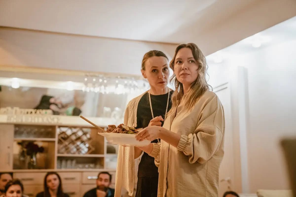 Правда: в режиме ожидания (Penthouse Club)