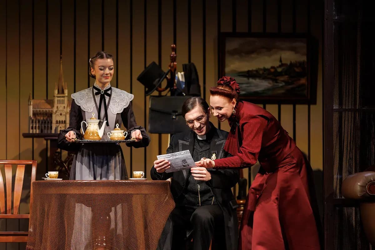 Привидения (Театр им. Качалова)