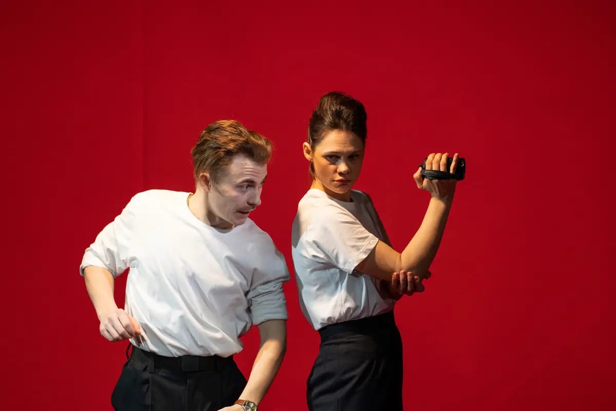 Изображая жертву (Центр современной драматургии)