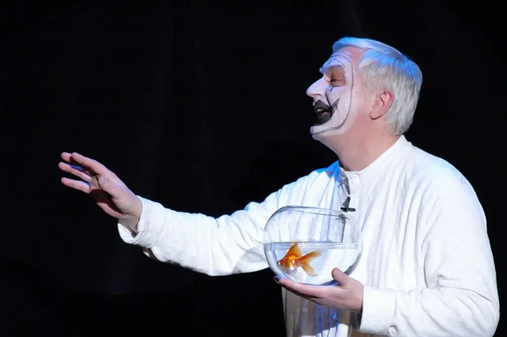 Каштанка (Глобус)