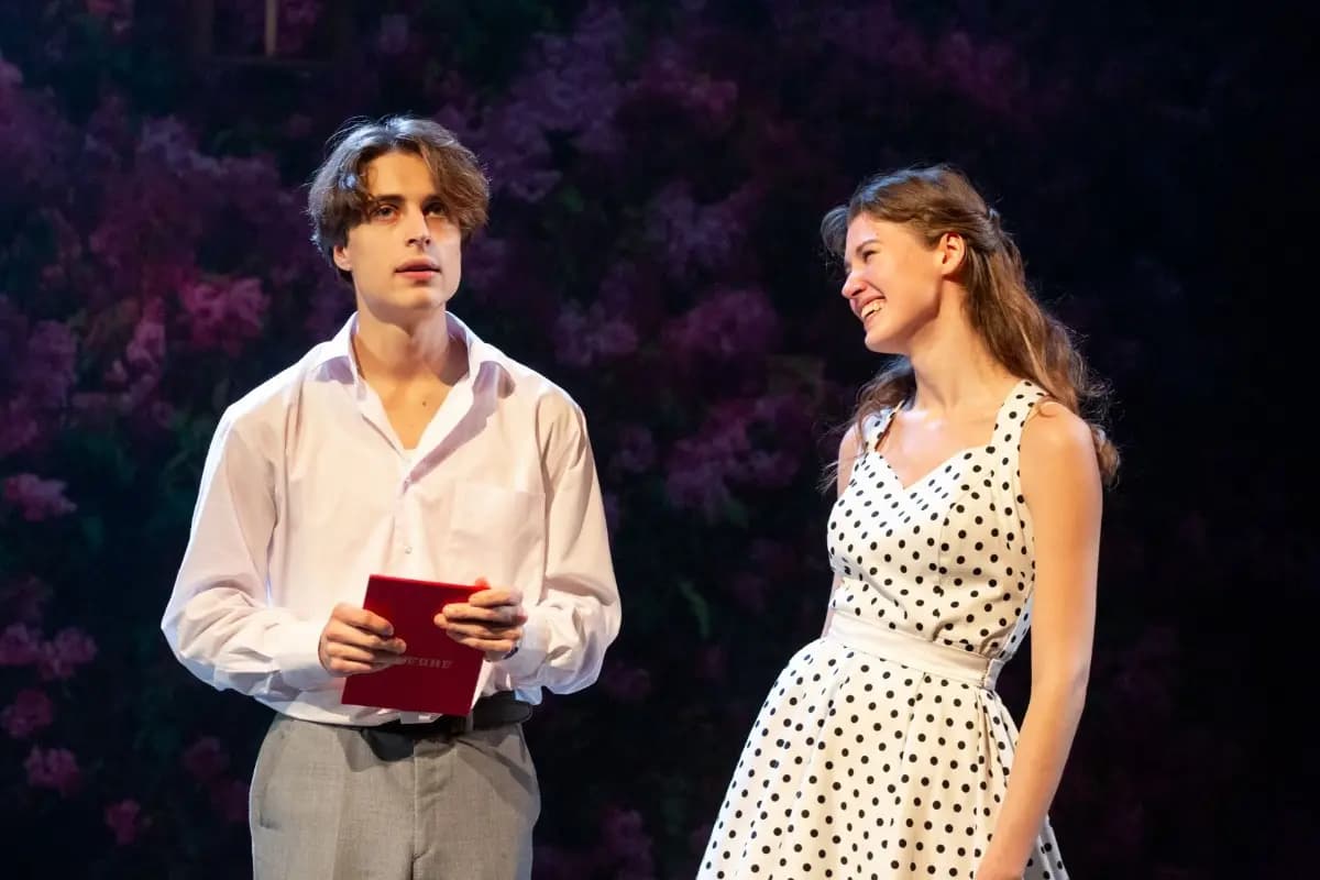 Прощание в июне (Молодёжный театр на Фонтанке)