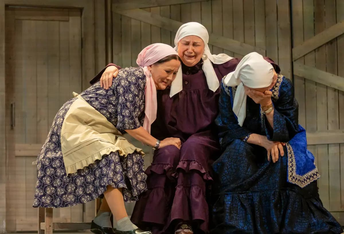 Аналар улларын көтәләр / Матери ждут сыновей (Театр им. Камала. Новое здание)