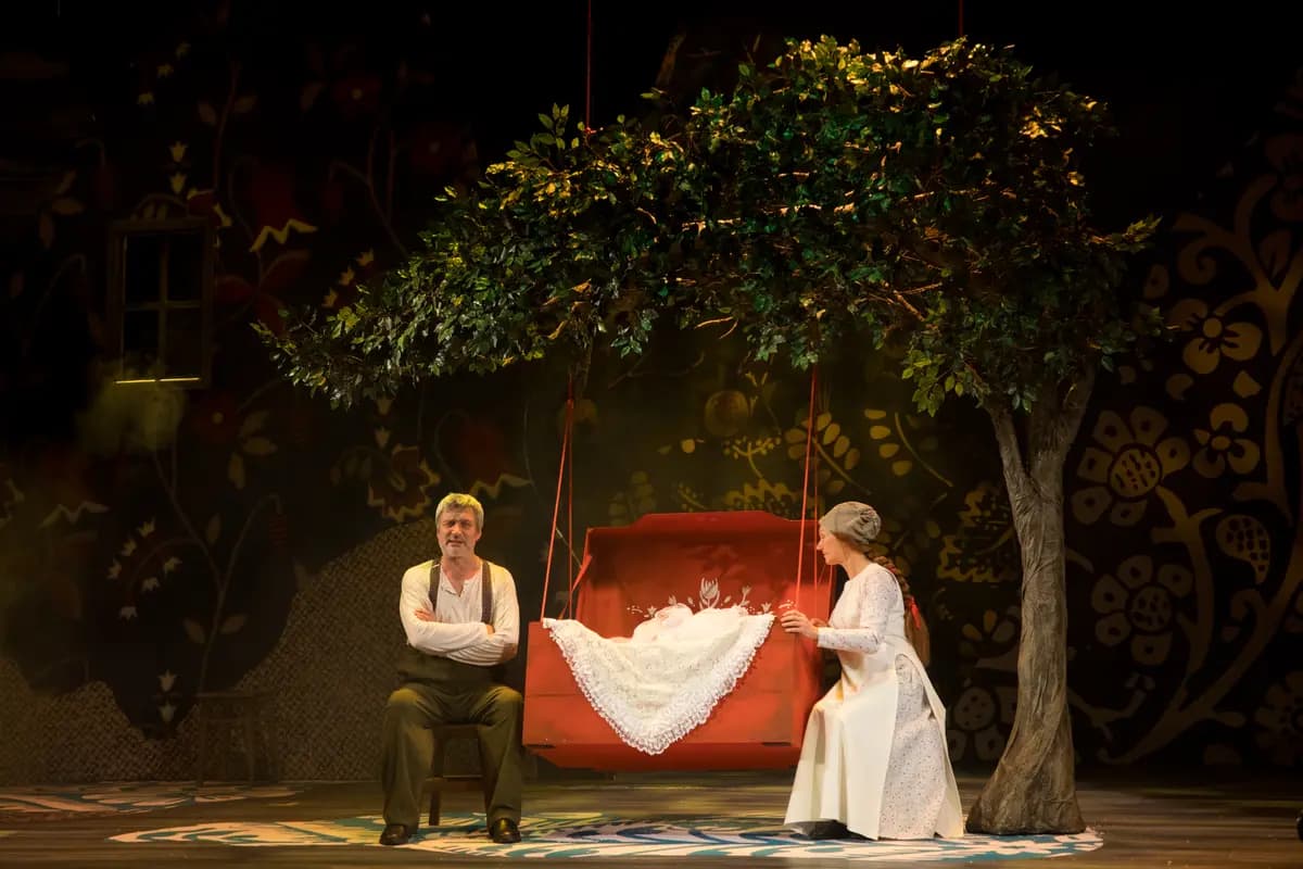 С неба упали три яблока (Дворец на Яузе)