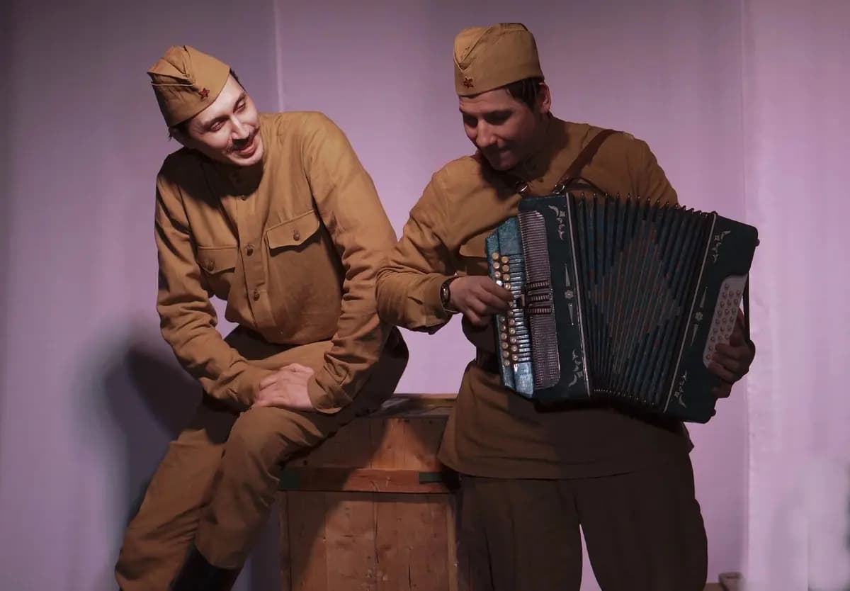 Василий Тёркин. Избранное (Гайдаровец)