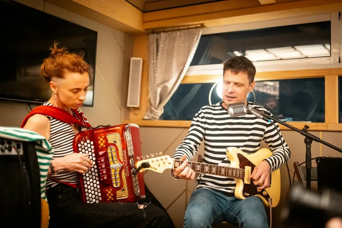 Рудаков и соучастники (А-трип бар)