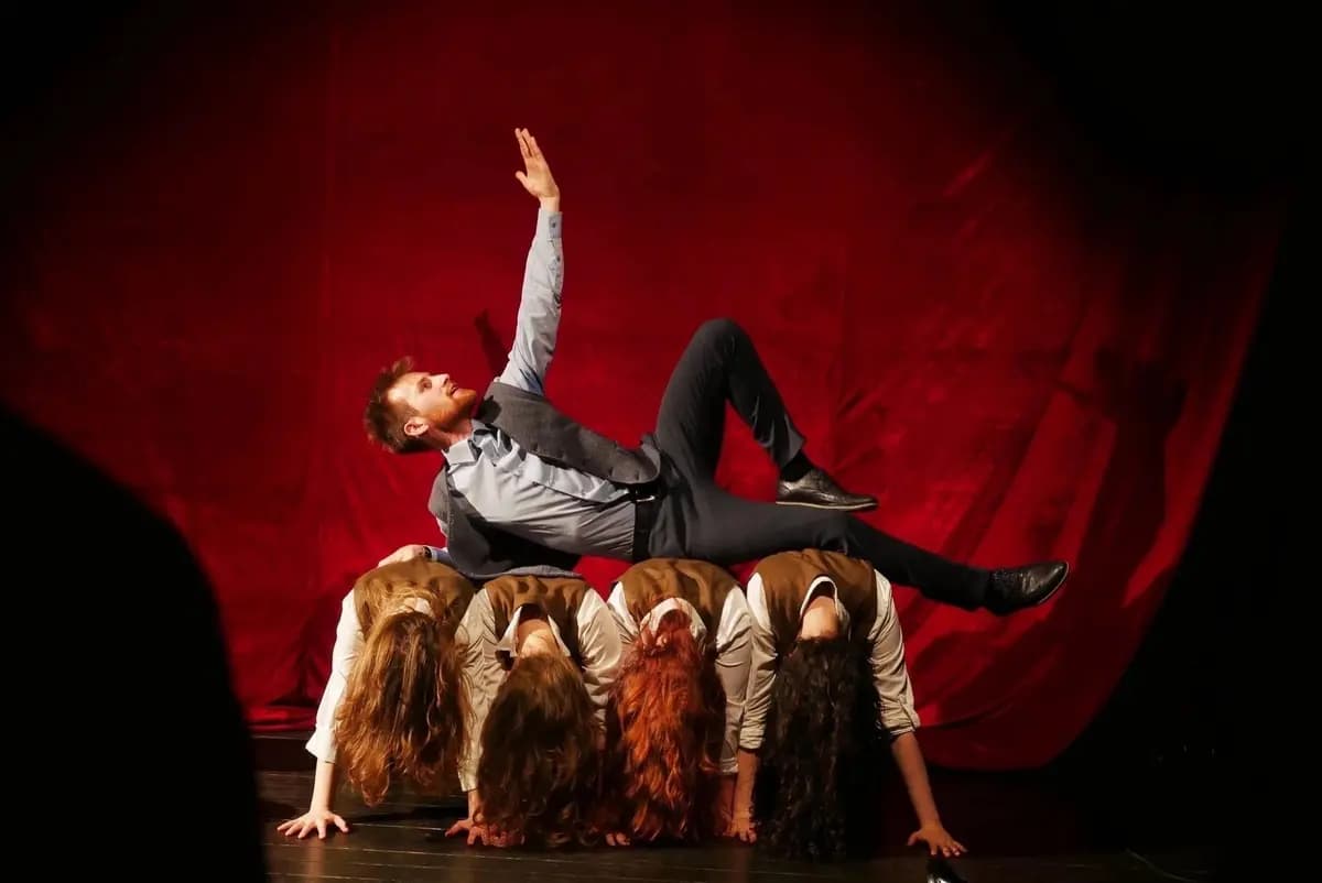 Оркестр (Курт)