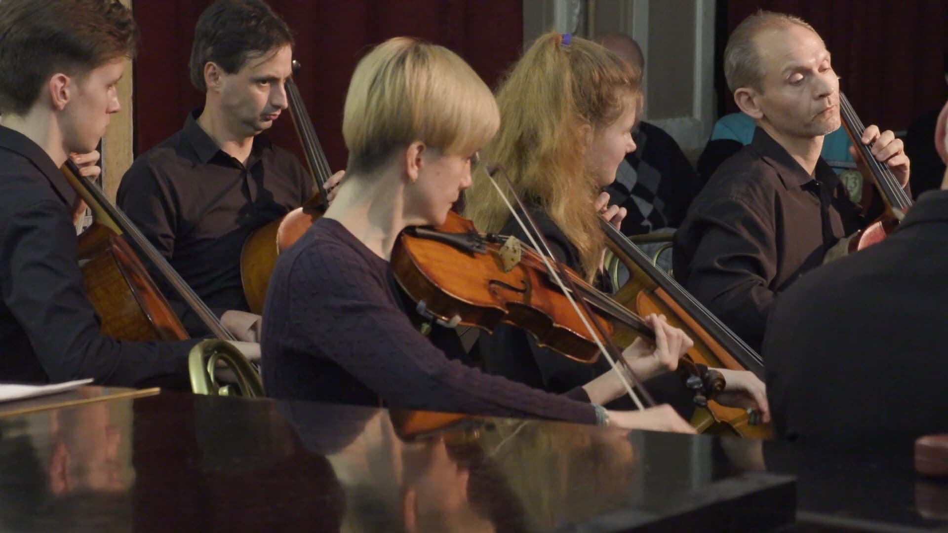 Оркестр Павла Опаровского. Апрельский снег — легко и невзначай (Дом Шрёдера)