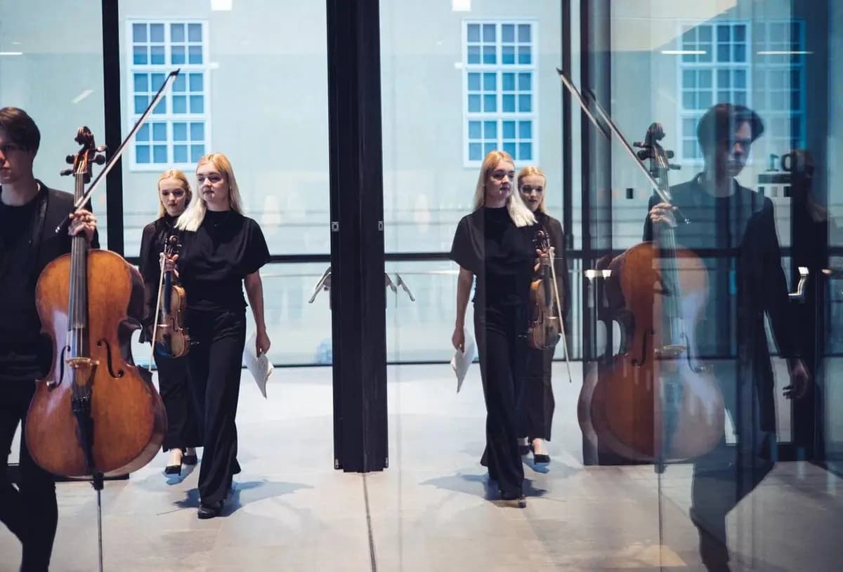 Simple Music Ensemble. Поп-хиты (Дом Simple Music)