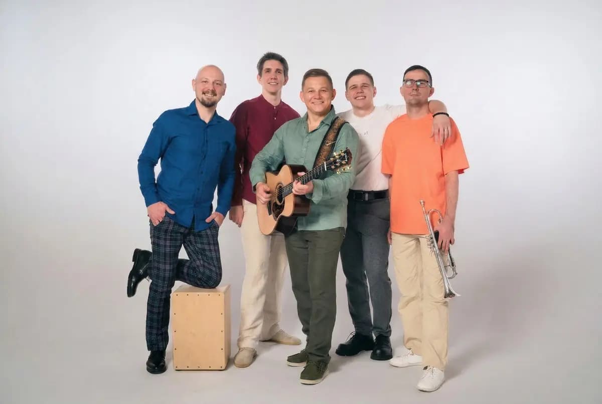 Авторы (Magnus Locus)