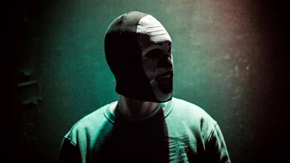 Brick Bazuka (Pravda)