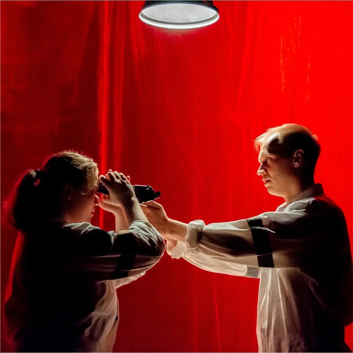 Заходит андроид в бар (Май театр)