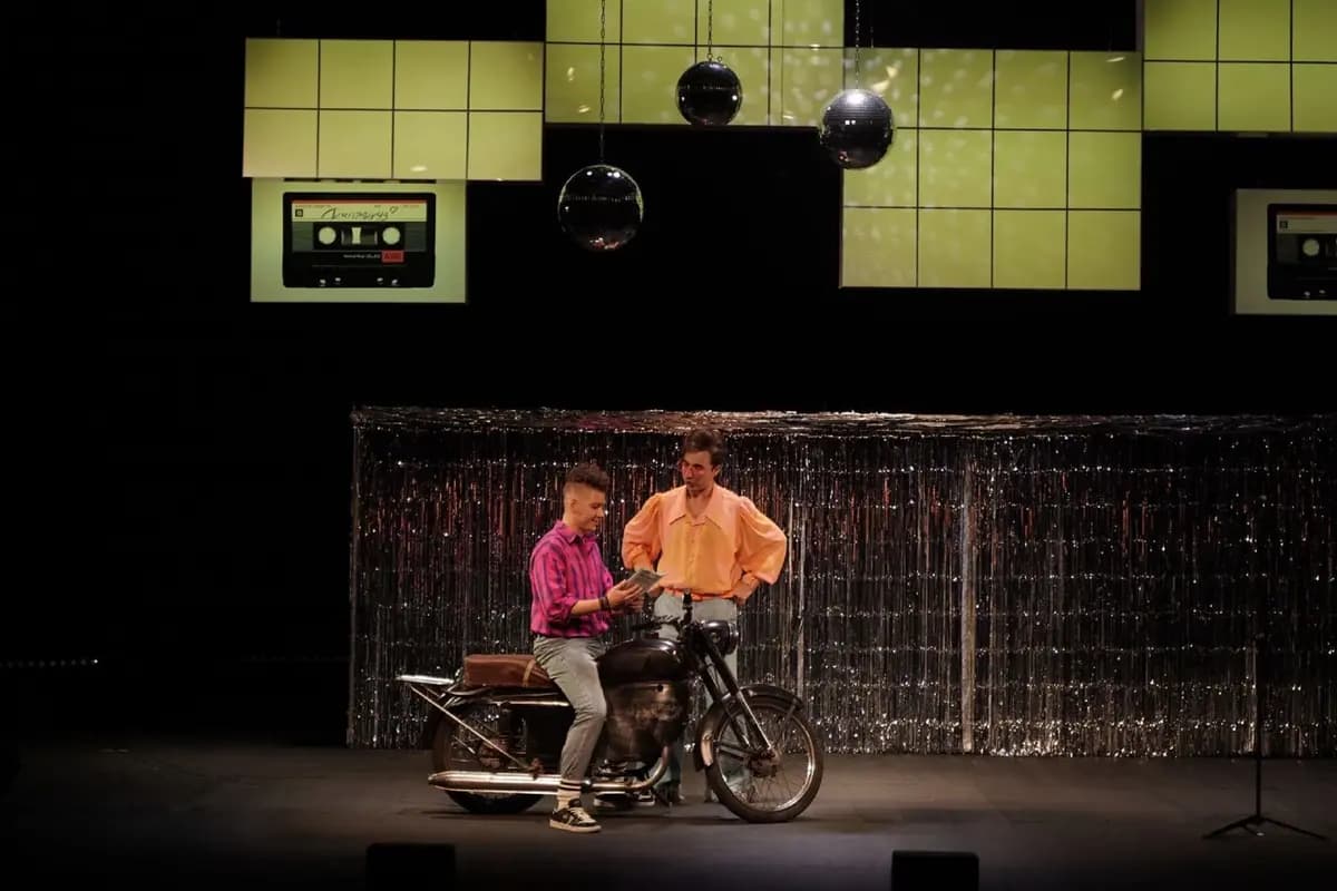 Диләфрүзгә дүрт кияу / Четыре жениха Диляфруз (Татарский драматический театр)