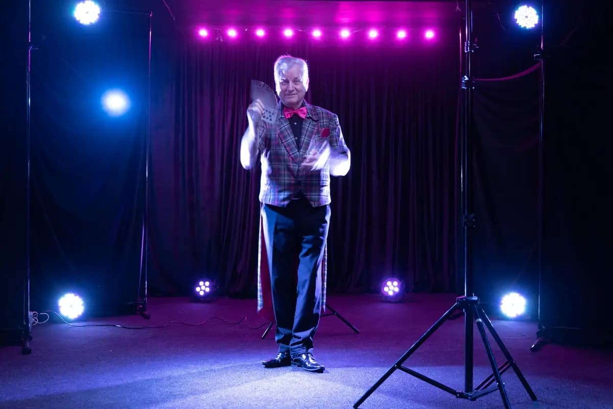 Сергей Кораблёв. Весенние чудеса (ДК «Железнодорожник»)