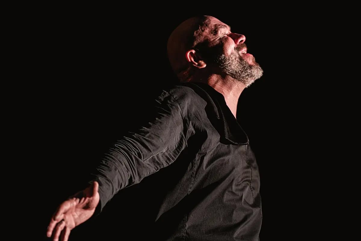 Максим Аверин. Расправь крылья (Янтарь-холл (Светлогорск))