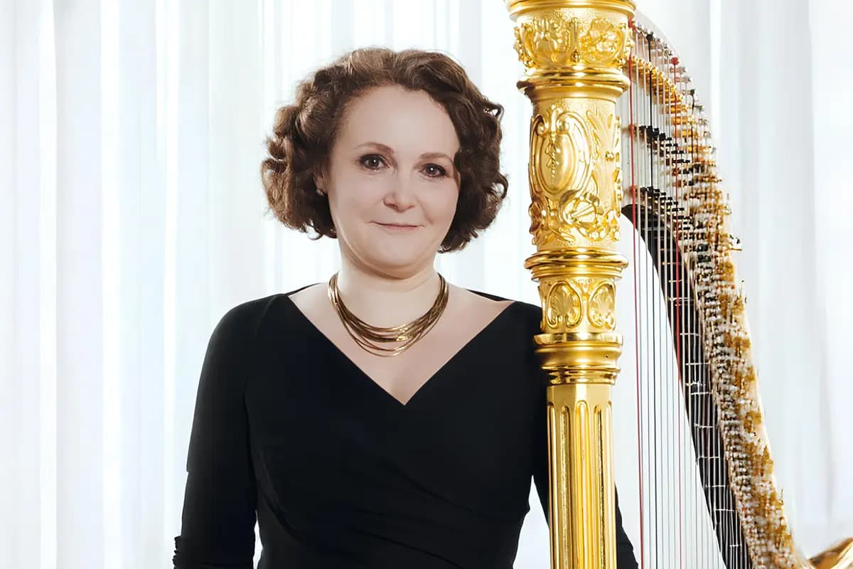 Елизавета Александрова (арфа) (Концертный зал Мариинского театра)