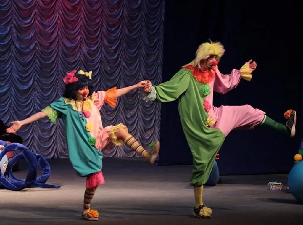 Клёпа + Лёля (Театр драмы им. Константинова)