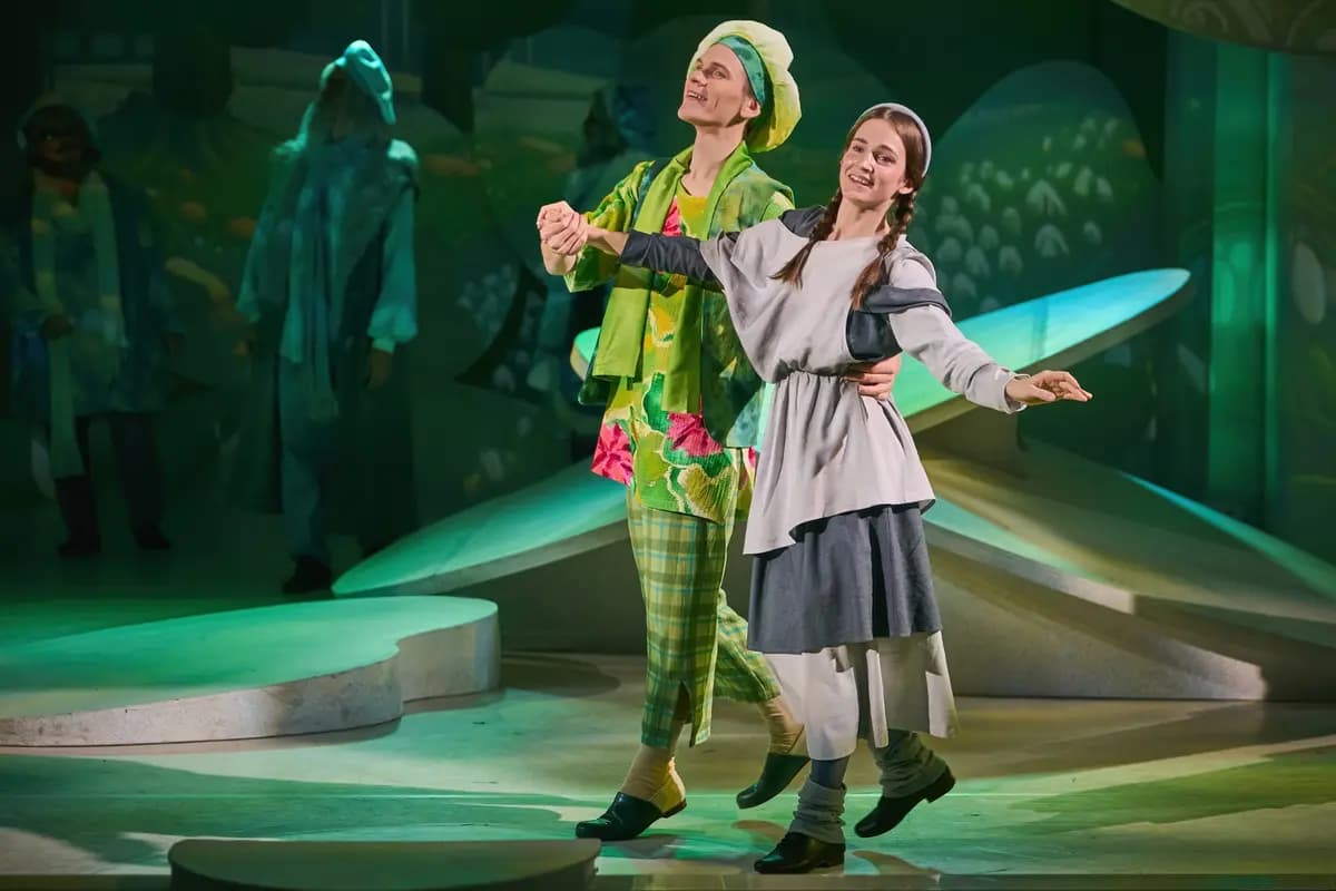 Двенадцать месяцев (НОВАТ)