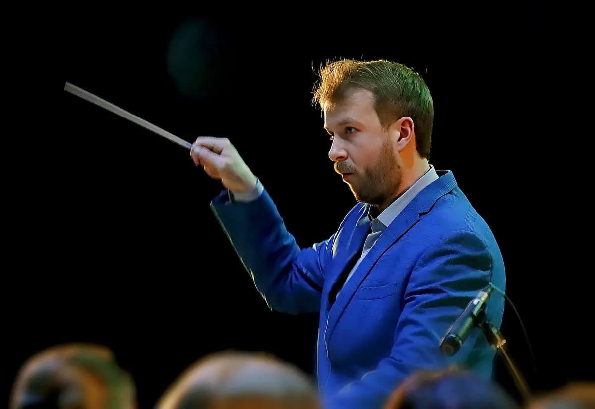 Есть только миг… (ДК «Руслан»)