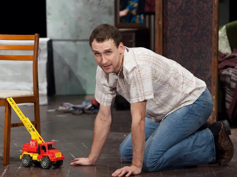 Похороните меня за плинтусом (У Никитских ворот)