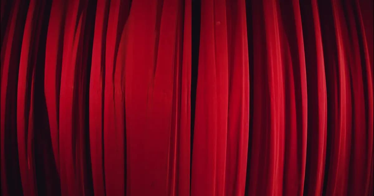 В Париже (Центральный дом актёра)