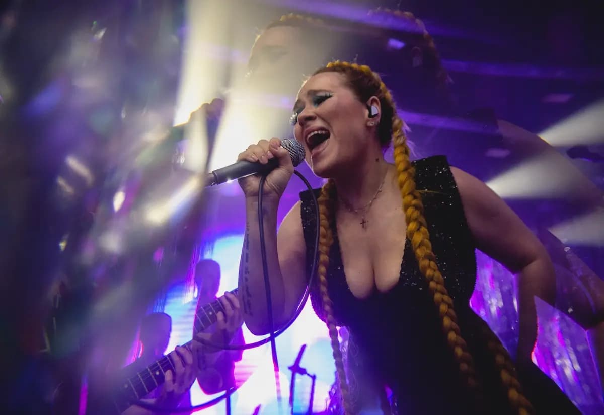 Таня Шаманина (Stereo People)