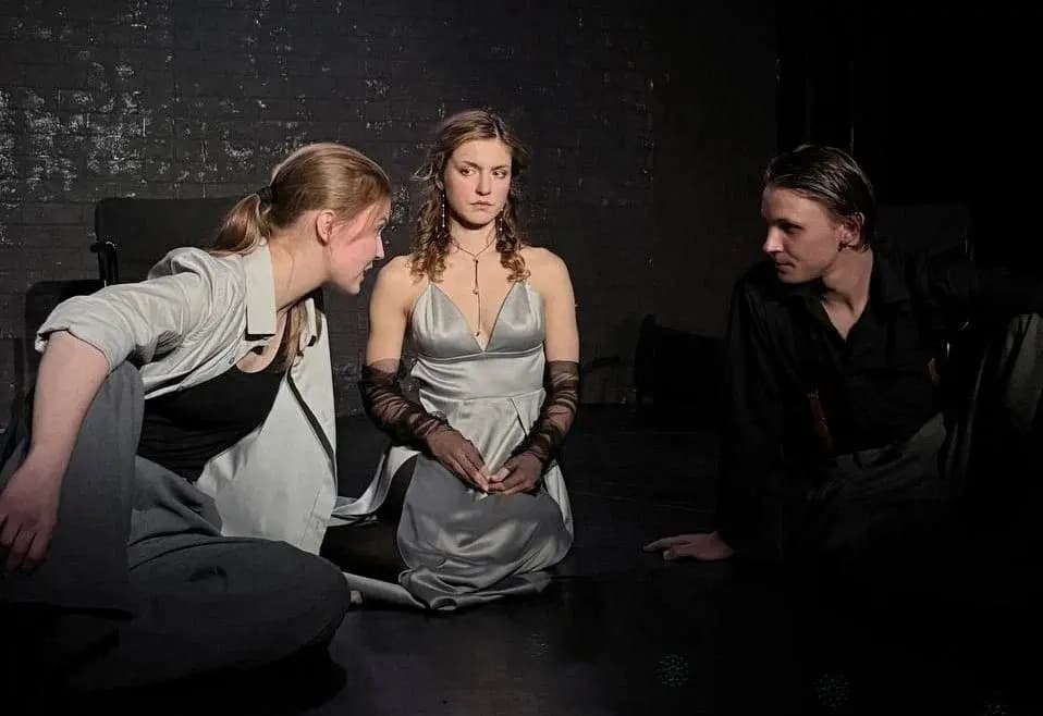 Отсутствующие (Брюсов-холл на Маяковке)