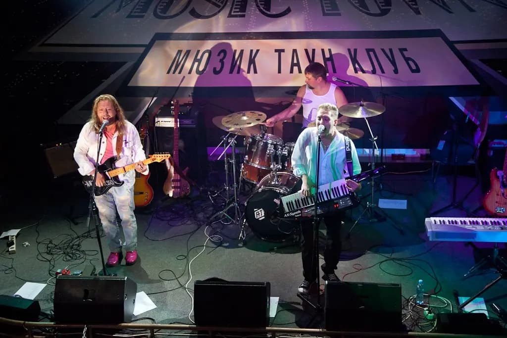 МГЛ (Glastonberry)