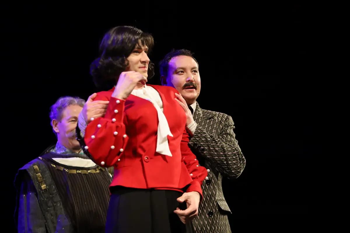 Примадонны (Театр драмы им. М. Горького)