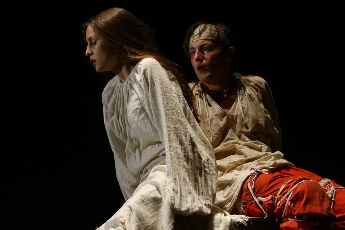 Ромео и Джульетта (Драматический театр им. Гончарова)