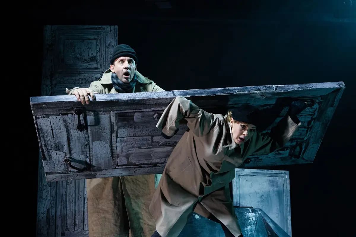 Бред вдвоём (Театр им. Ермоловой)