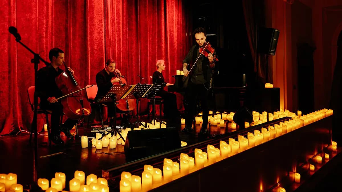 Рок-хиты на виолончелях при свечах (Дом журналиста)