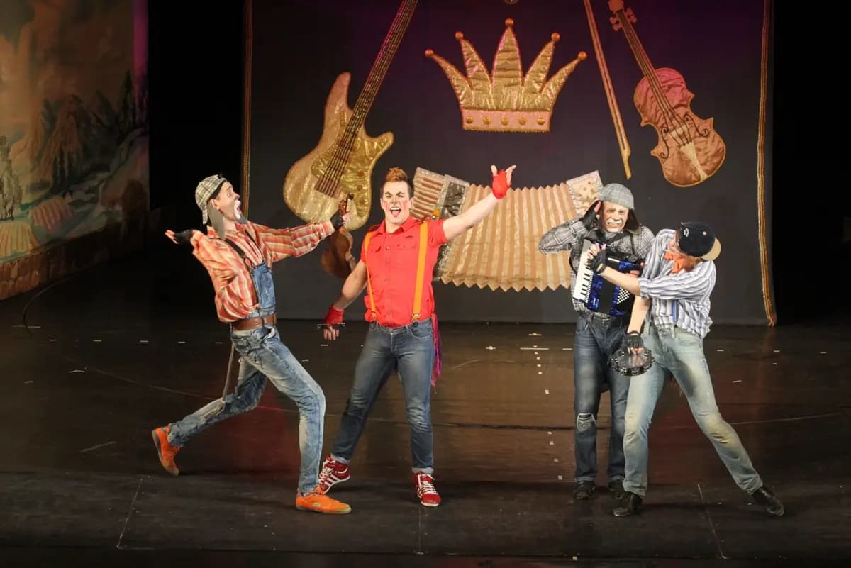 Бременские музыканты (На Неве)