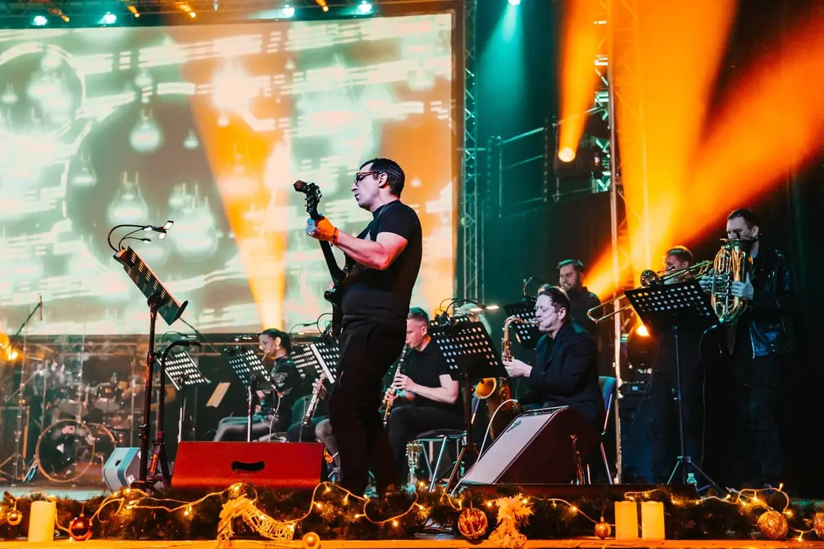 Рок-хиты с симфоническим оркестром (Колизей)