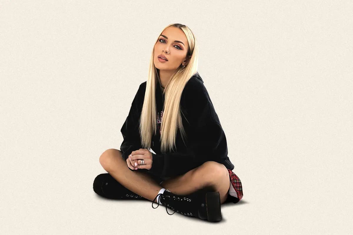 Mary Gu (VK Stadium)