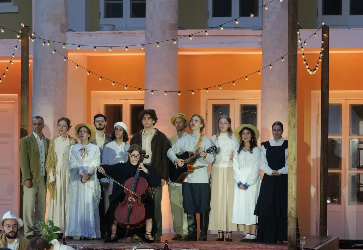 Дачники (Московский международный университет)