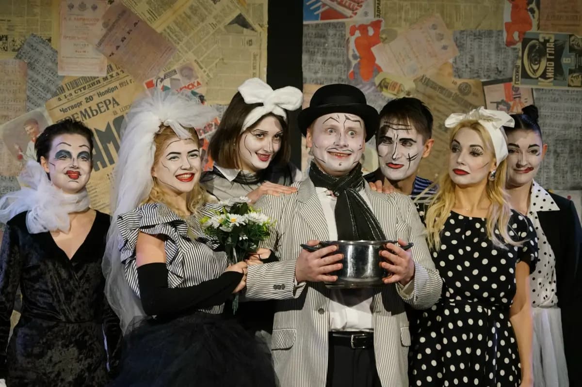 И всё заверте... (13 трамвай)