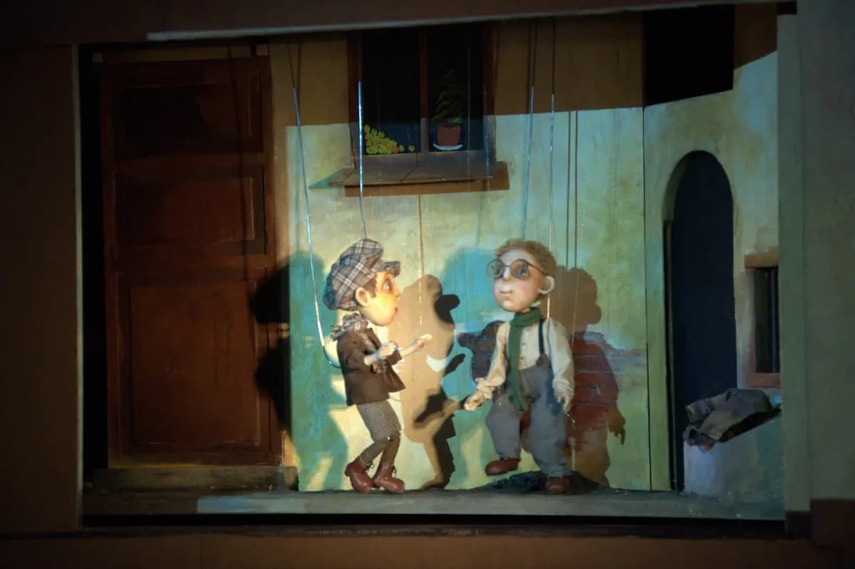 Можно попросить Нину? (Открытый театр кукол)