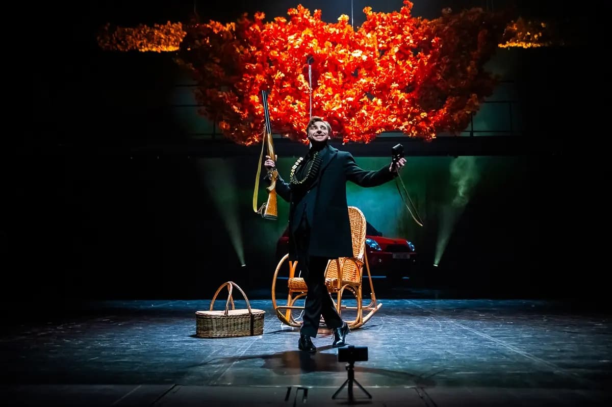 Евгений Онегин (Свердловский театр драмы)