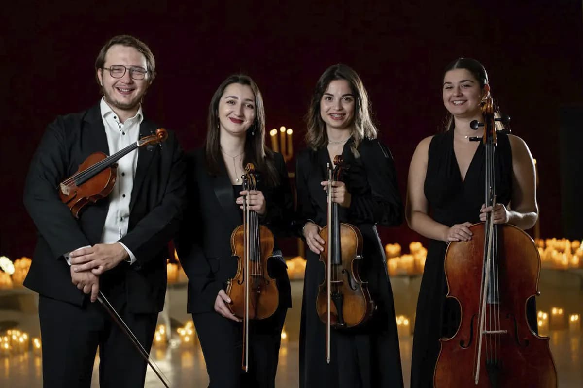 Магия свечей. Времена года. Vivaldi vs Piazzolla (Особняк 1898)