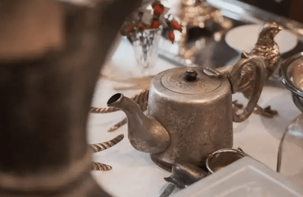 Чайные бесцеремонности (Заповедные кварталы)